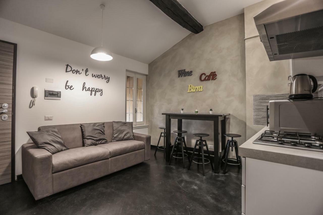 Stylish Apartment Near Duomo Мілан Екстер'єр фото